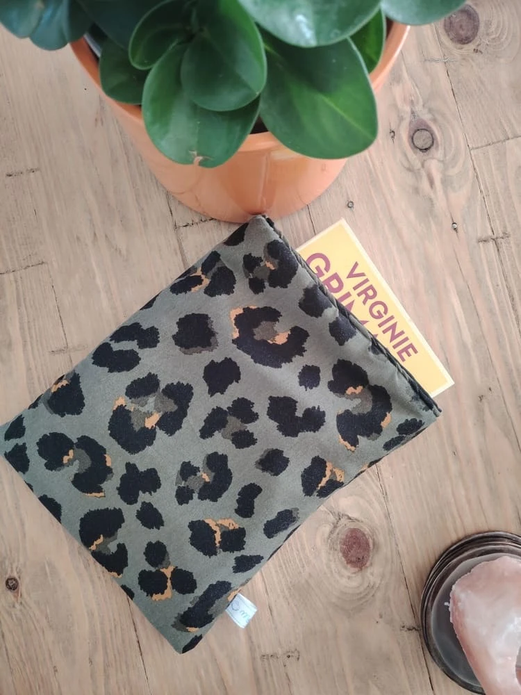 Pochette Muse lectrice pour livre broché - Réversible